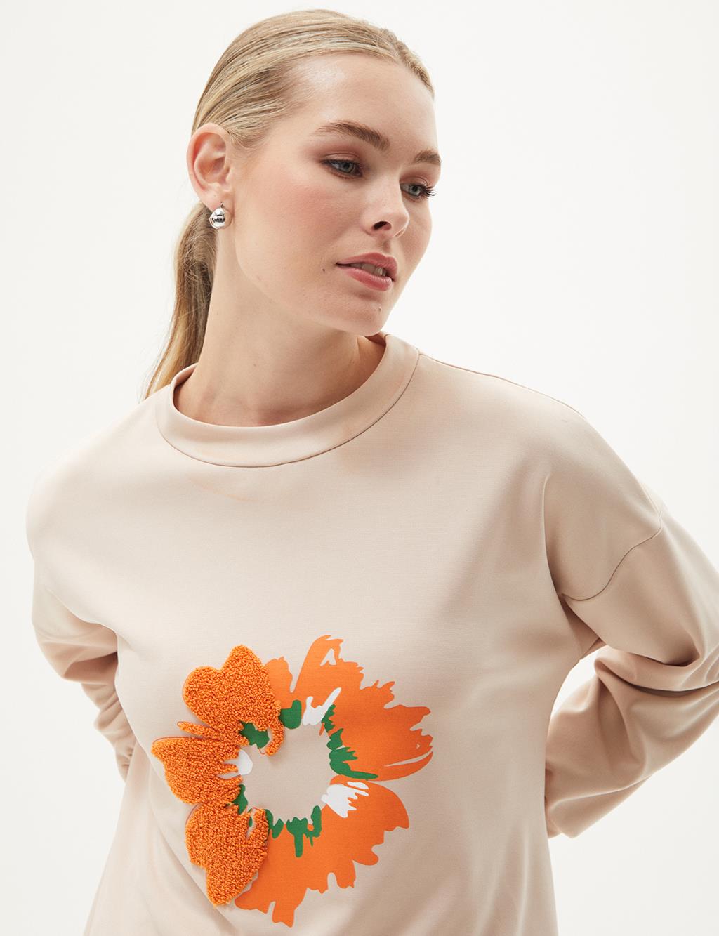 Embroidered Detail Sweatshirt Stone