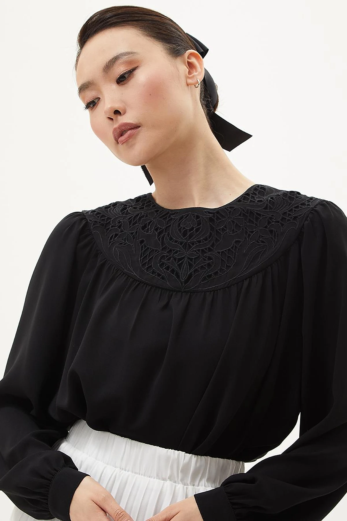 Lace Detailed Blouse Black