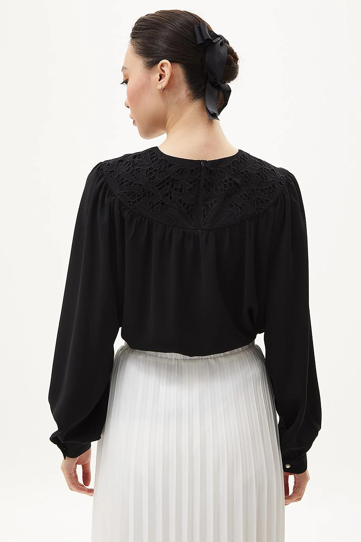 Lace Detailed Blouse Black