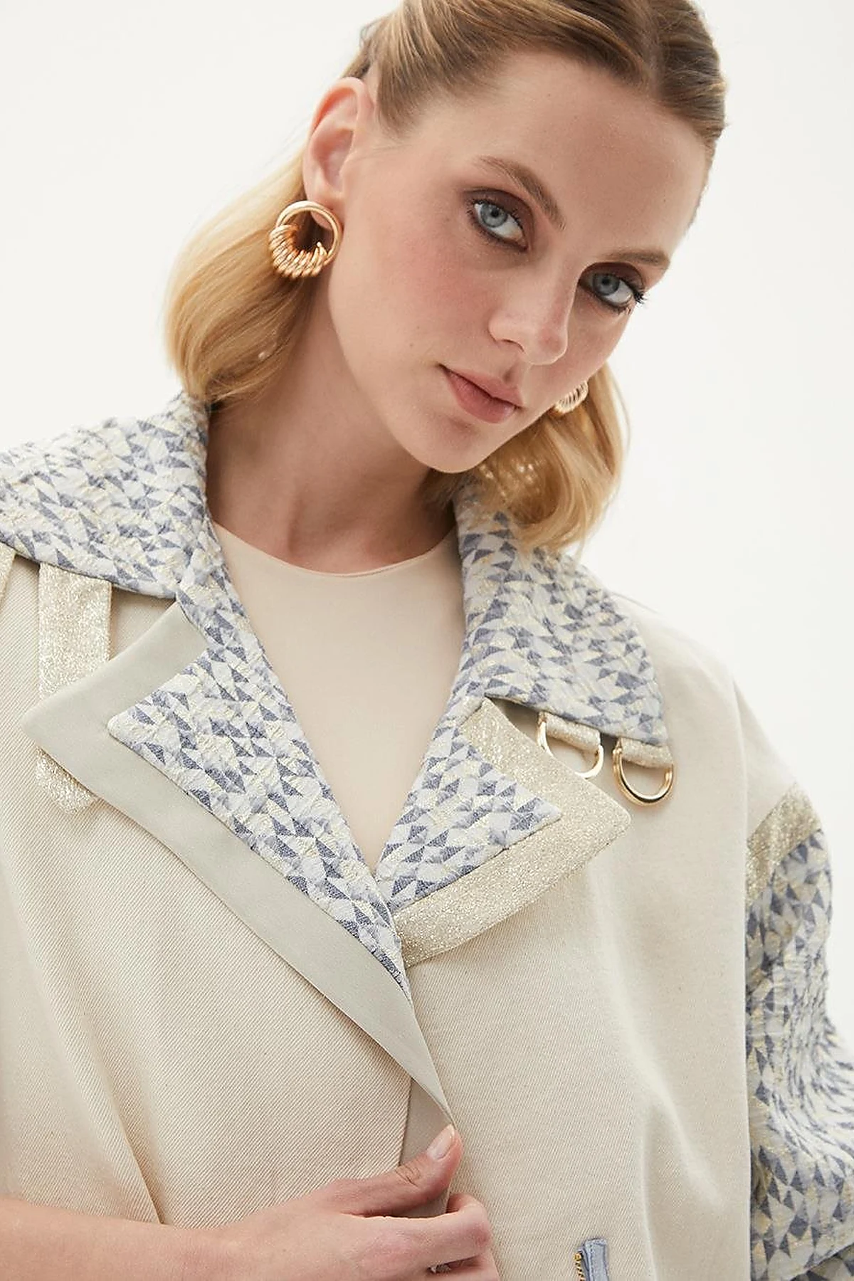 Multi-Hoop Figure Earring - Gold 