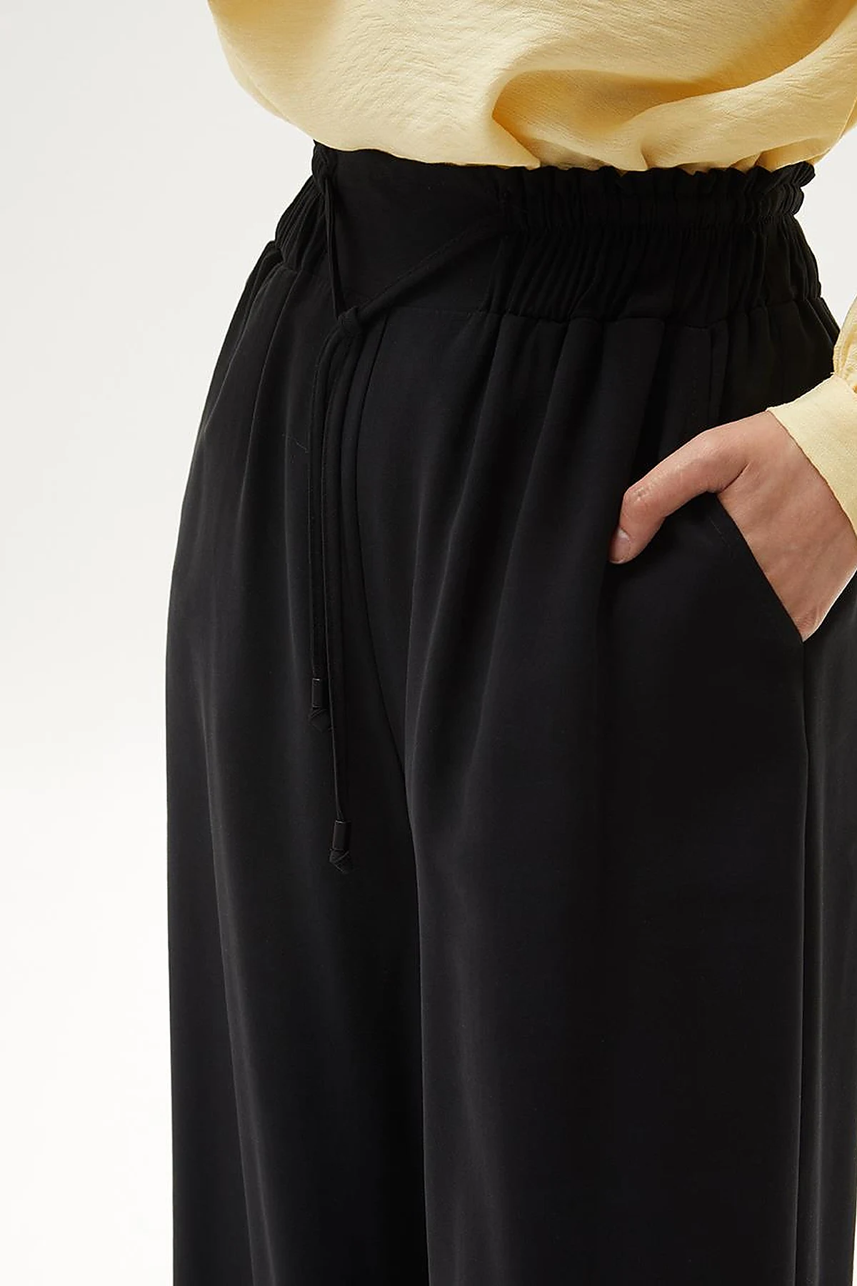 Beli Lastikli Geniş Paça Pantolon Siyah