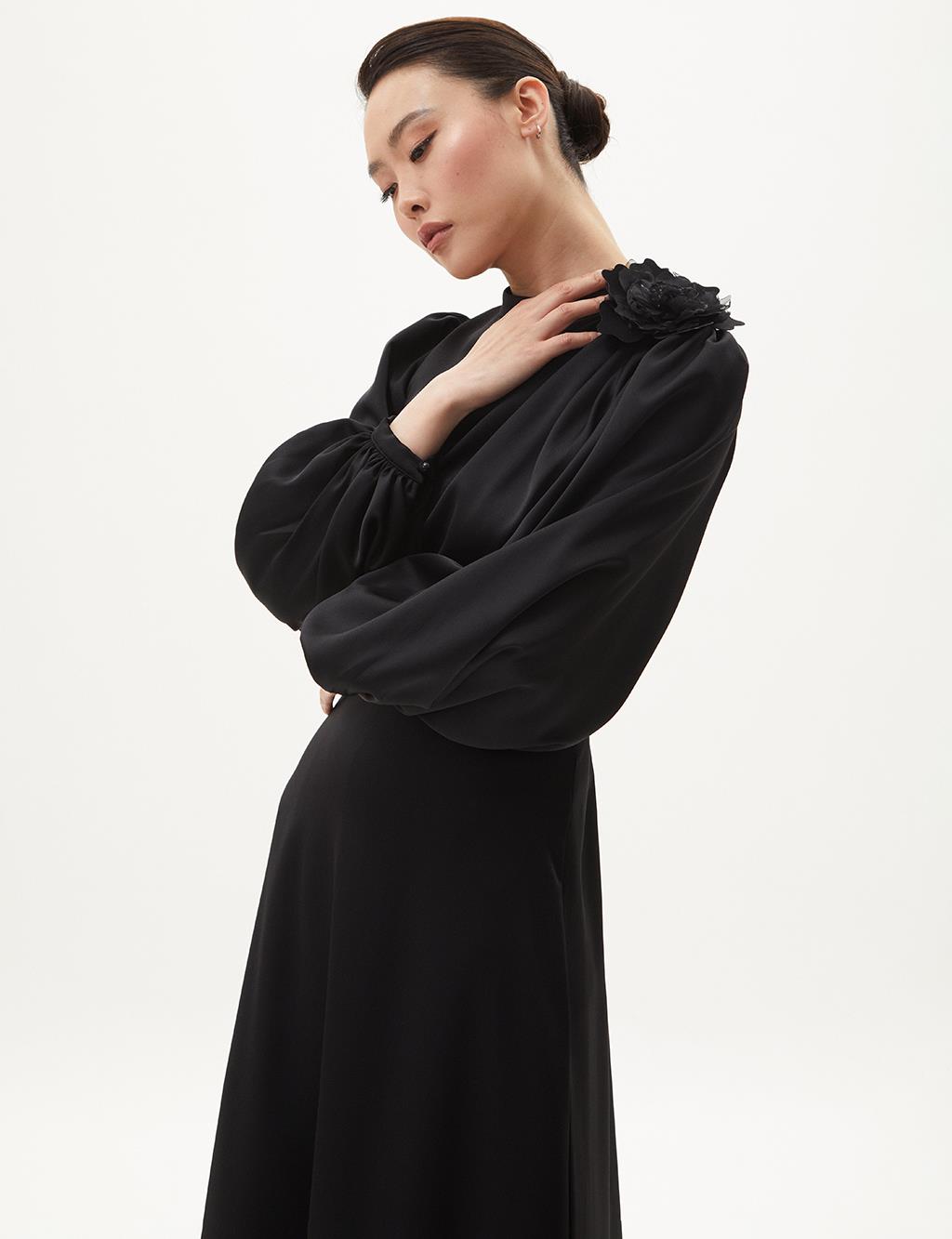 Rose Motif Satin Dress Black