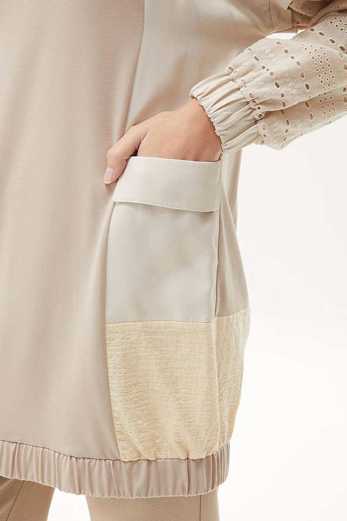  Pouch Pocket Embroidered Sweatshirt Stone