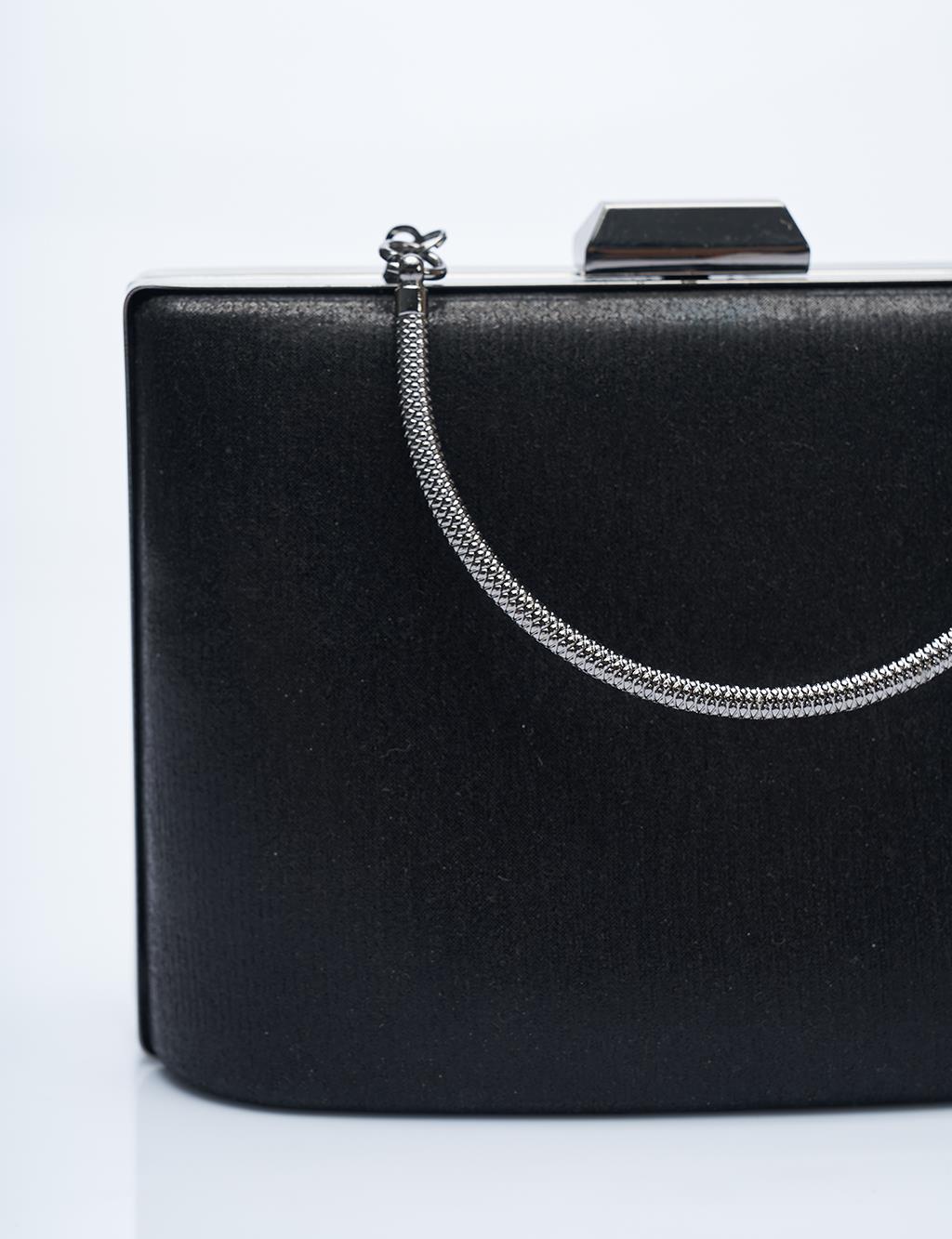 Metal Saplı Parlak Saten Çanta Siyah