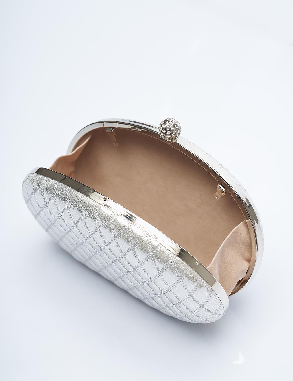 Kapitone Desenli Portföy Çanta Gümüş 