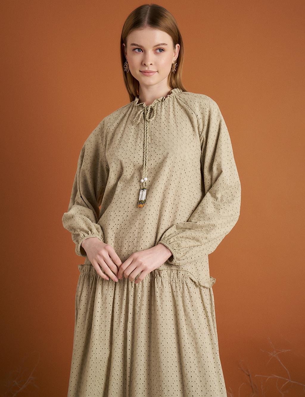 Tassel Embroidered Dress Mold Green