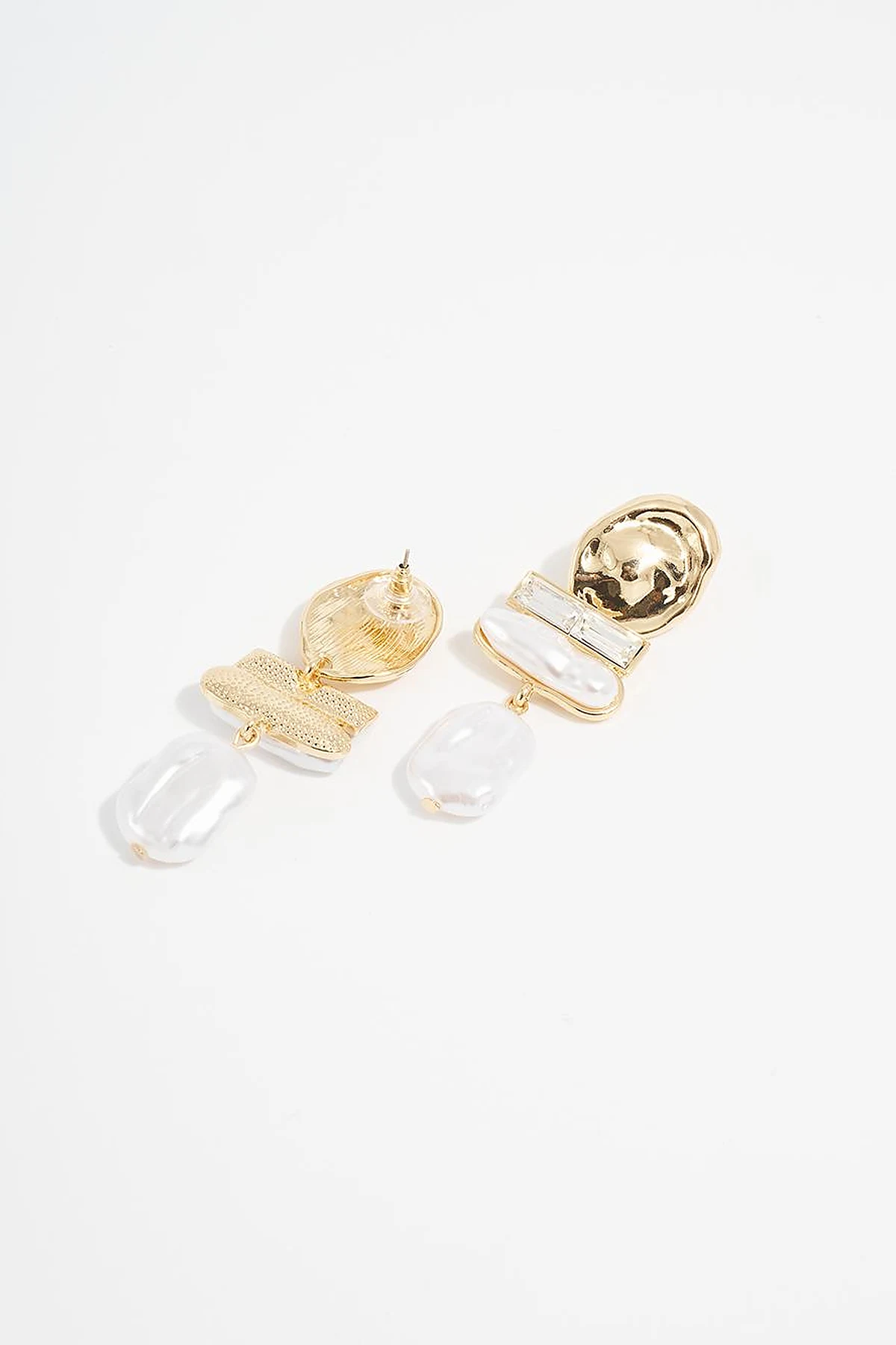 Pearl Drop Earrings Gold