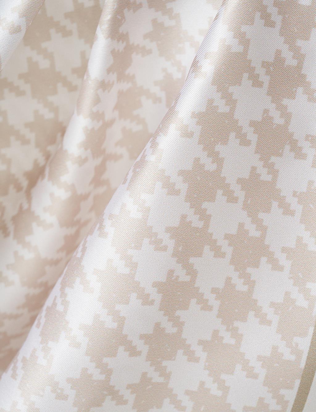 Kazayağı Desenli Eşarp Bej