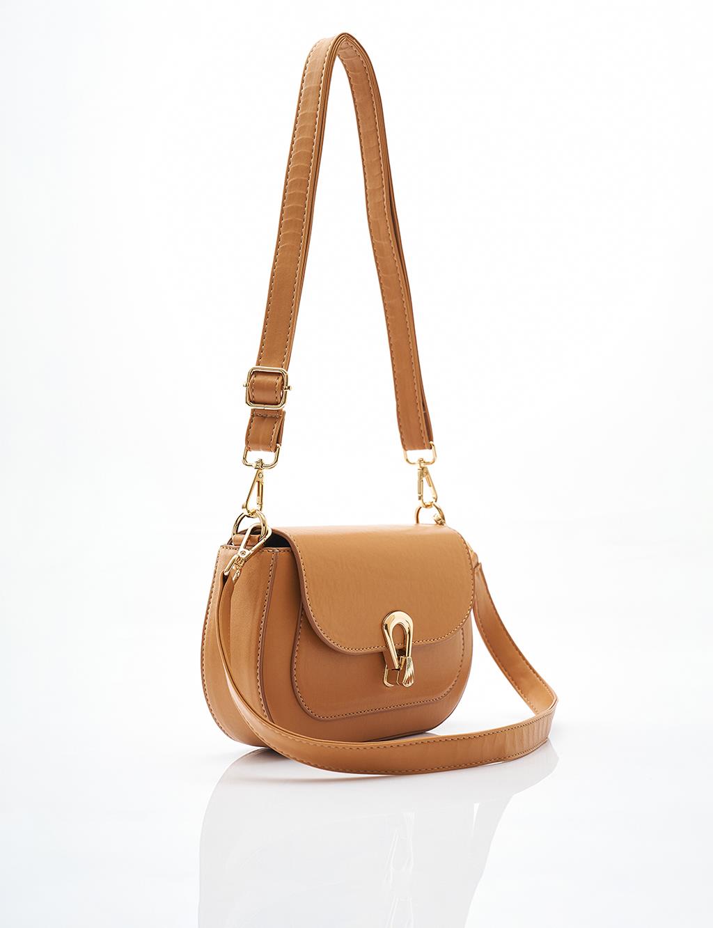 Shoulder Bag with Metal Buckle Camel