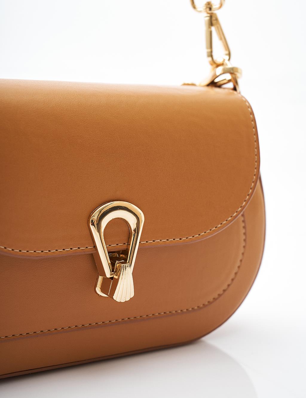 Shoulder Bag with Metal Buckle Camel