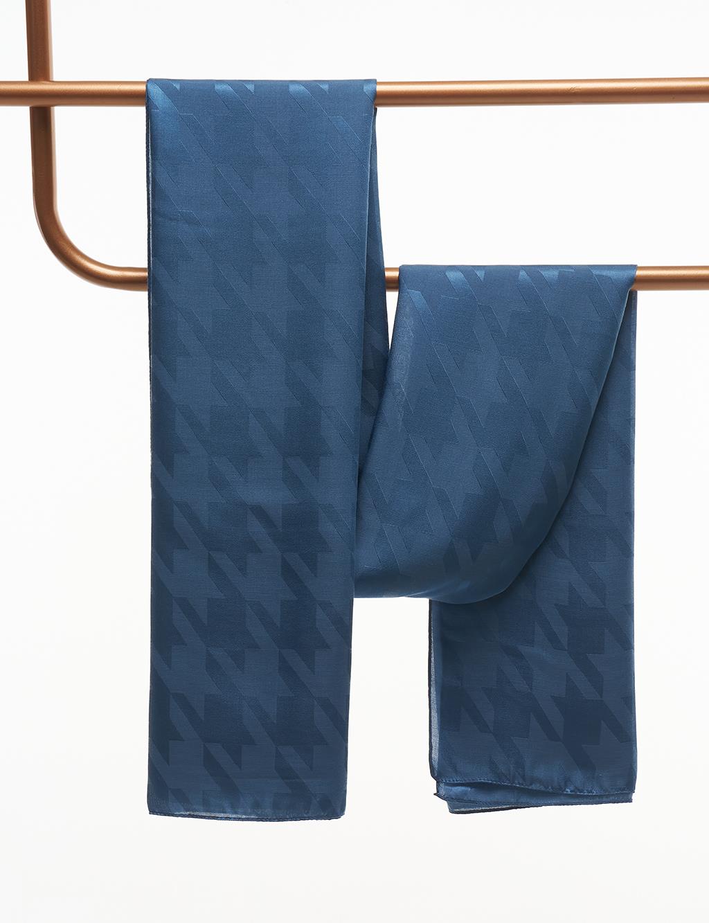 Goose Feet Patterned Woven Shawl Indigo