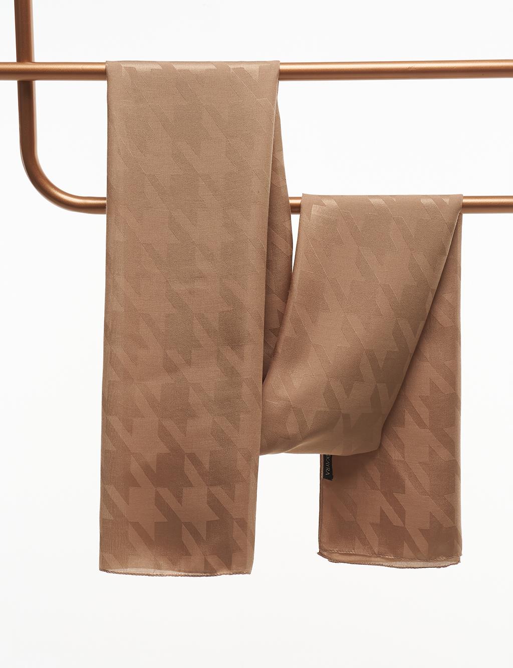 Goose Feet Patterned Woven Shawl Mink