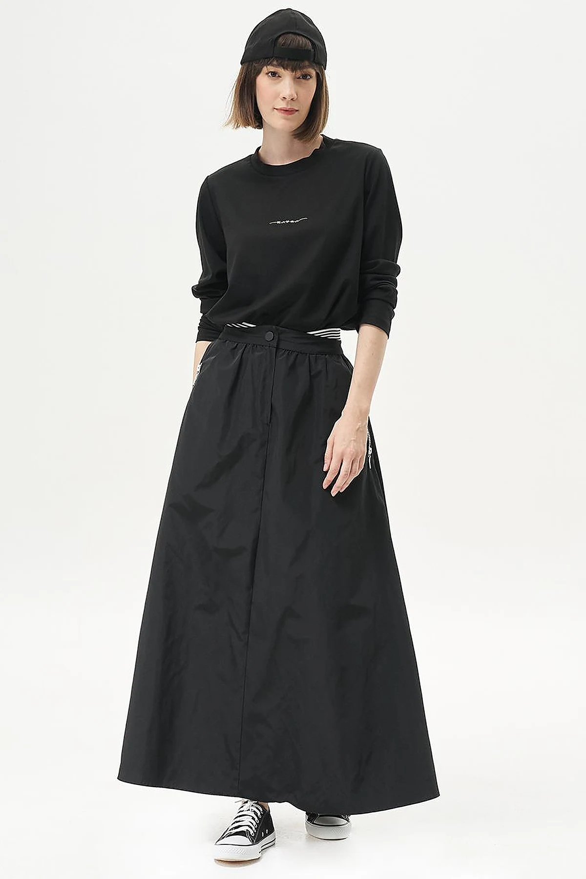 Elastic Waist Parachute Fabric Skirt Black