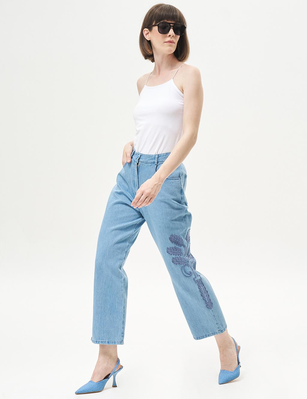 Beli Lastikli Nakış İşlemeli Denim Pantolon Mavi