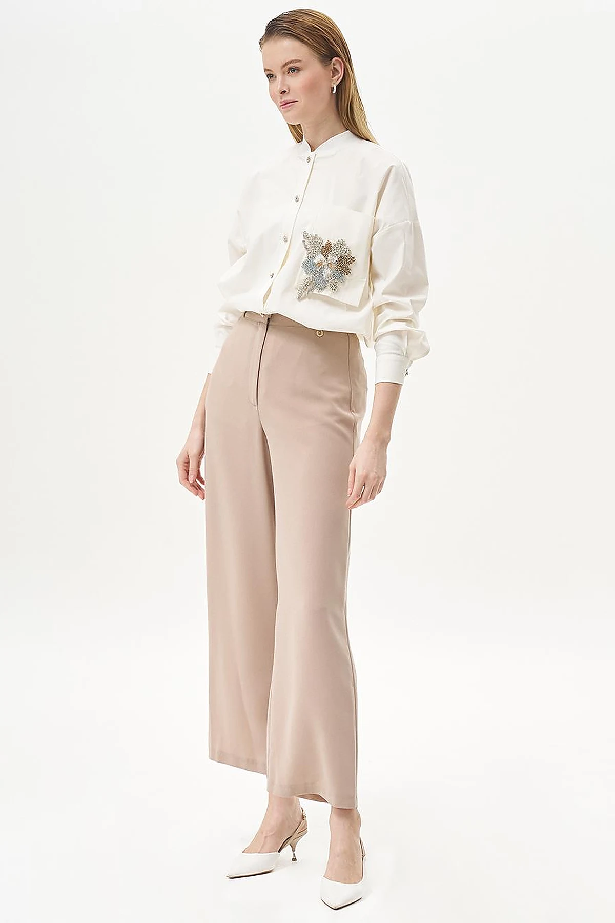 Basic Wide-Leg Crepe Pants Beige