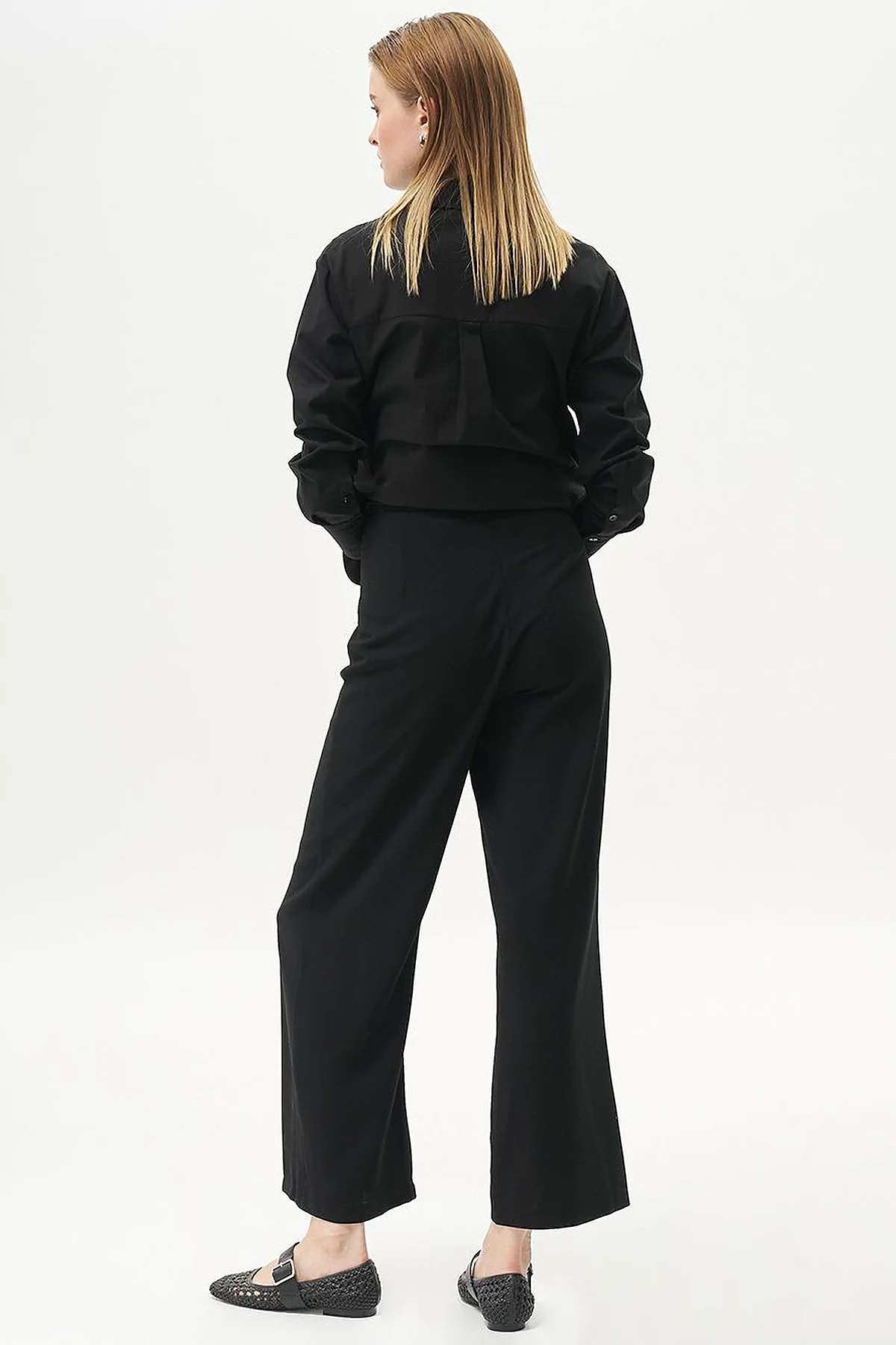 Basic Wide-Leg Crepe Pants Black