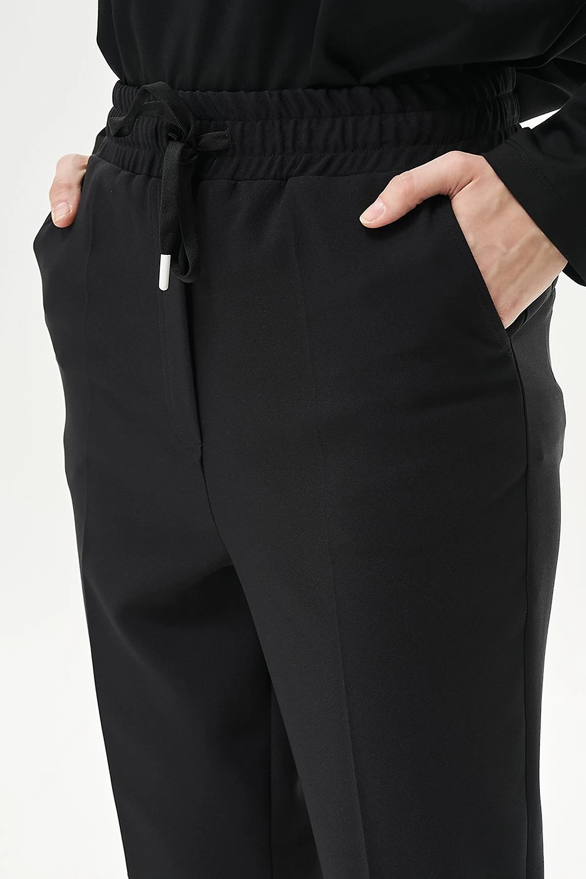 Elasticated Pipe-Leg Pants Black