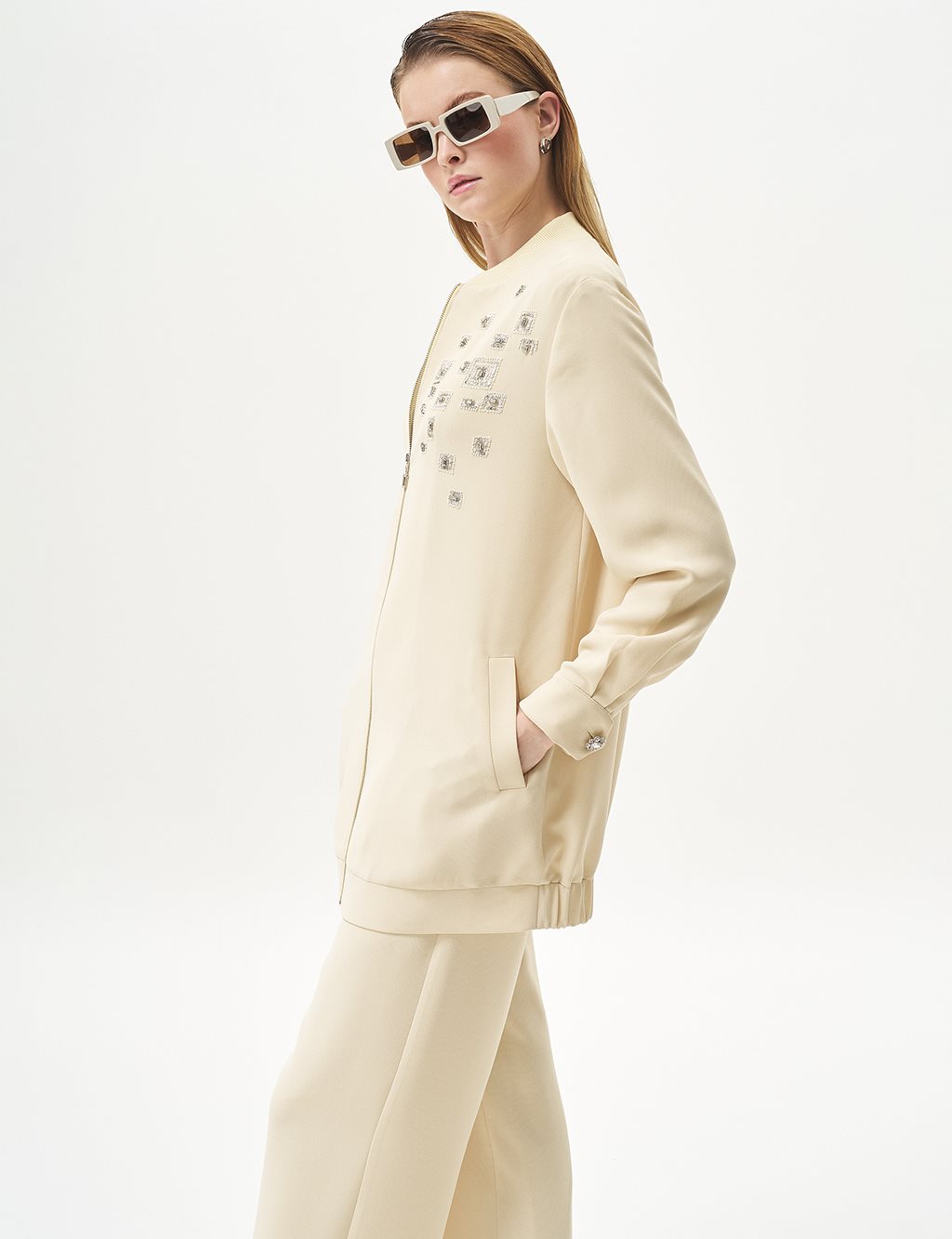 Embroidered Double Suit Light Yellow