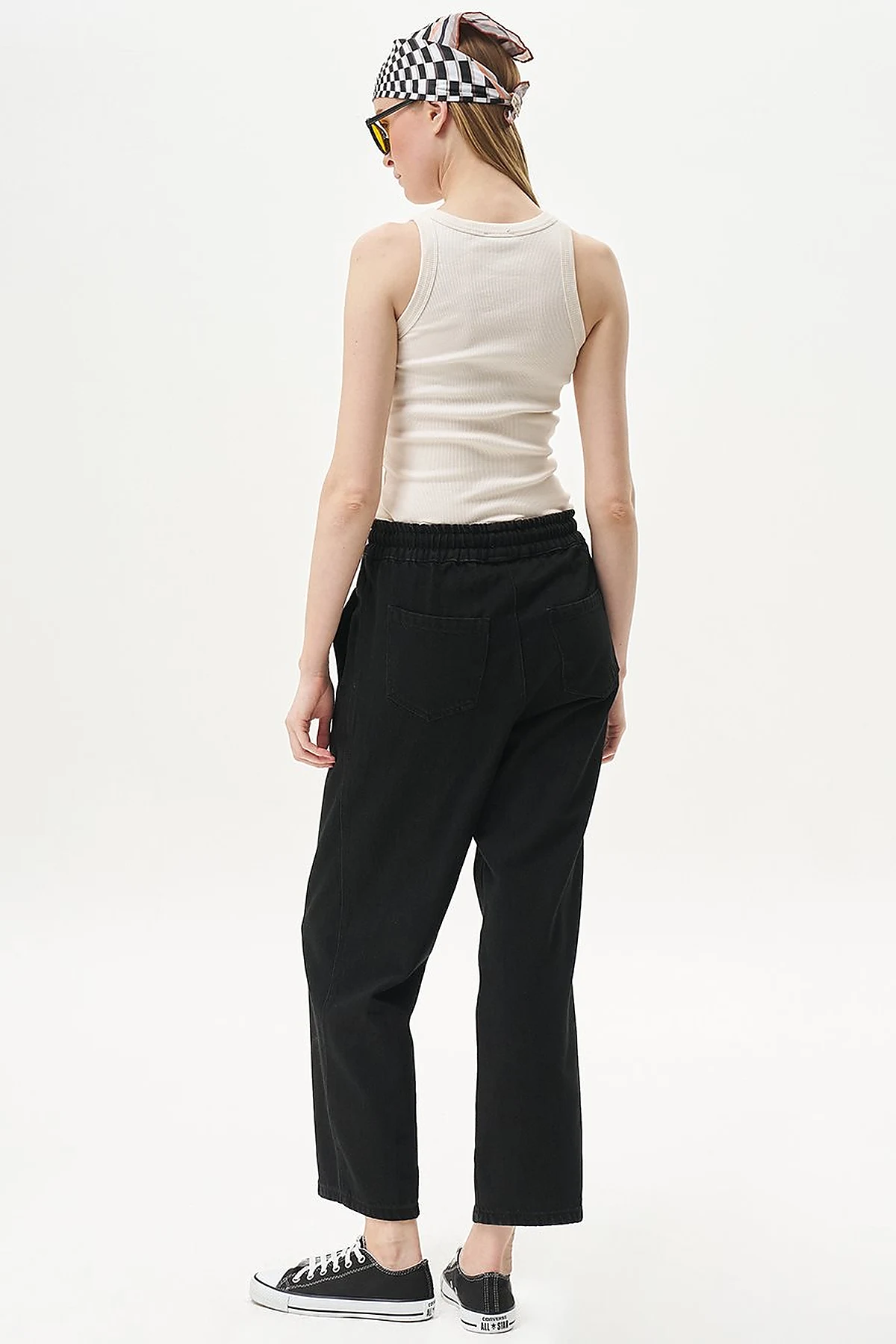 Lace-Up Carrot-Cut Denim Pants Black