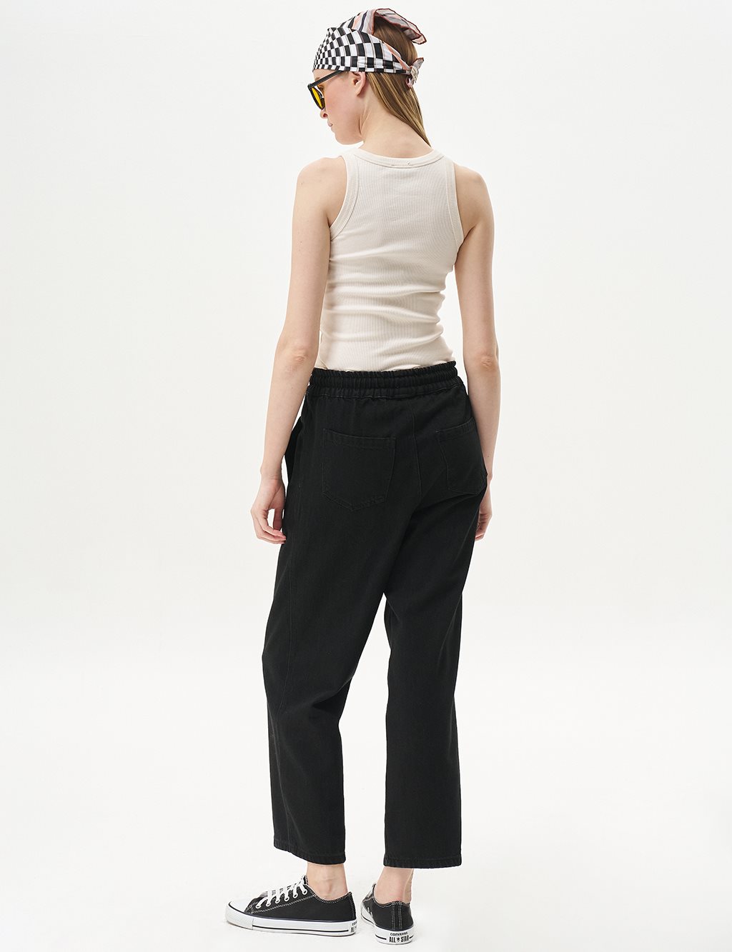 Lace-Up Carrot-Cut Denim Pants Black