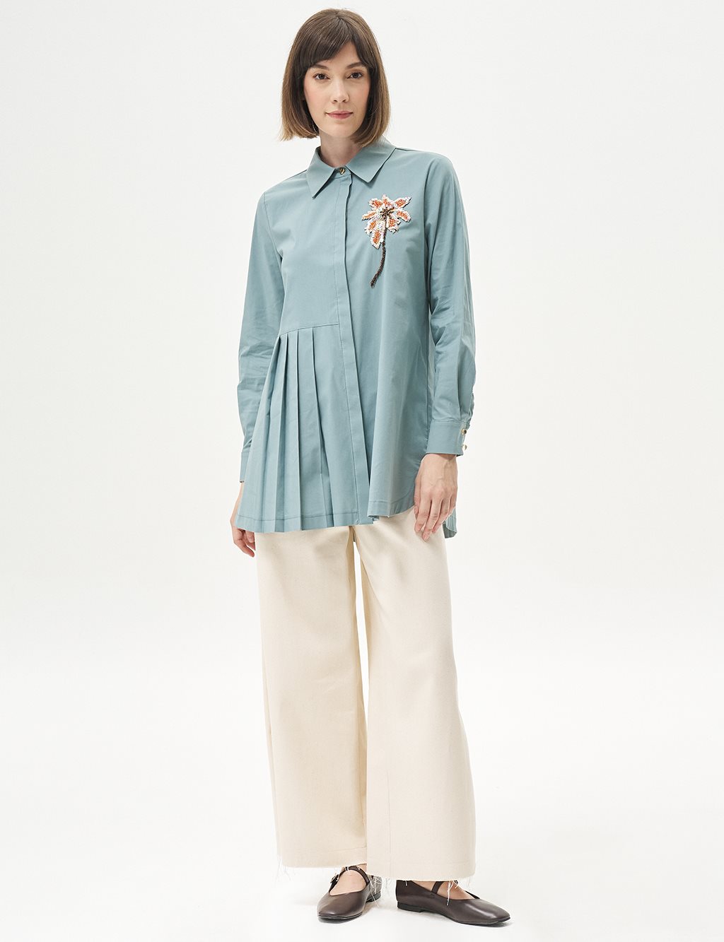 Floral Embroidered Pleated Poplin Tunic Nephti