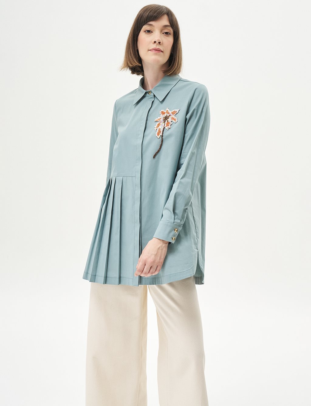 Floral Embroidered Pleated Poplin Tunic Nephti