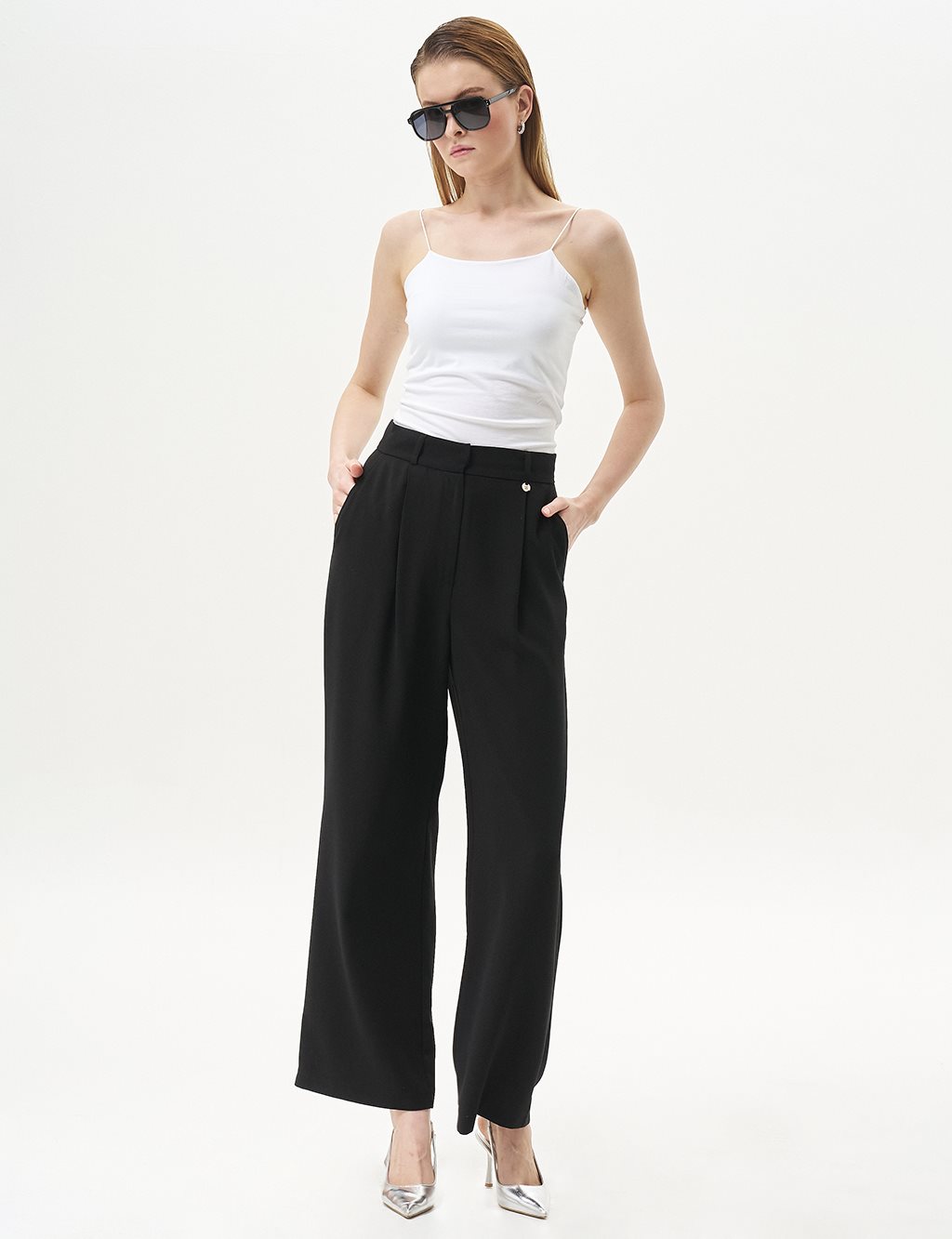 Pleated Pocket Detail Basic Pants Black