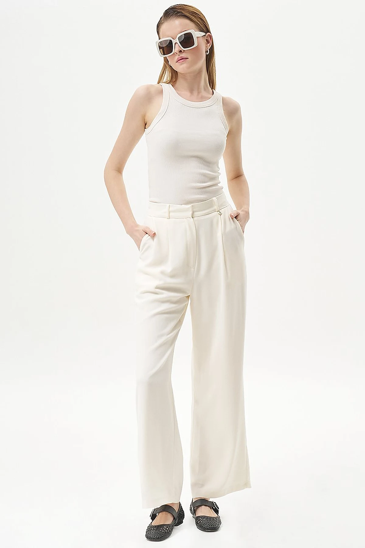 Pleated Pocket Detail Basic Pants Ecru