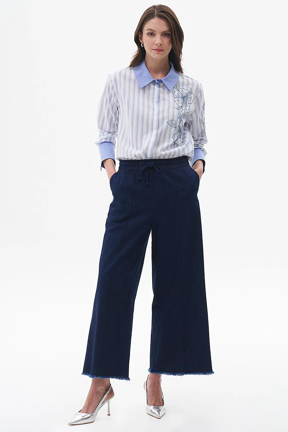 Püsküllü Geniş Paça Denim Pantolon Lacivert 