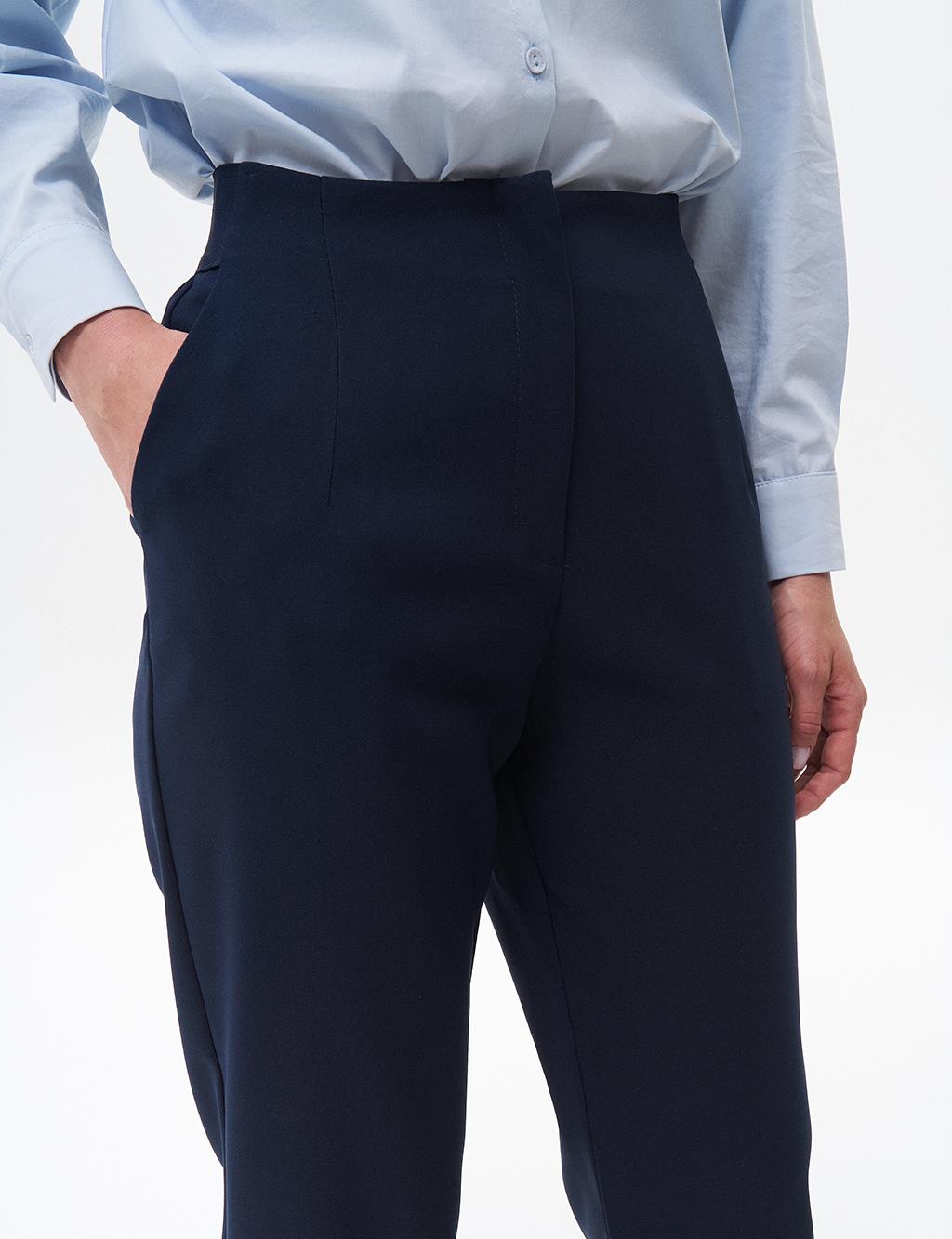 Pleated Tapered Pants Navy Blue