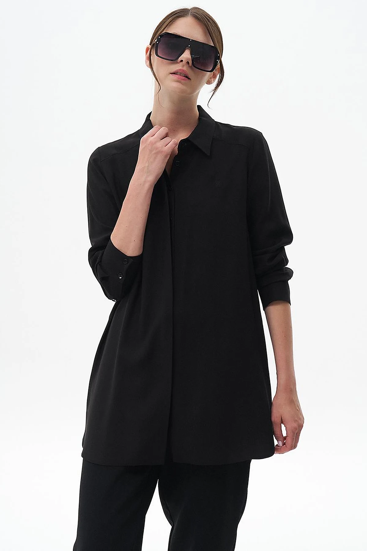100% Viscose Basic Tunic Black