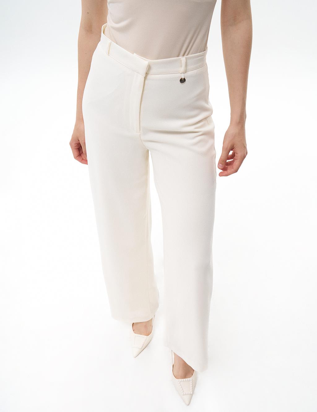 Basic Wide-Leg Crepe Pants Ecru