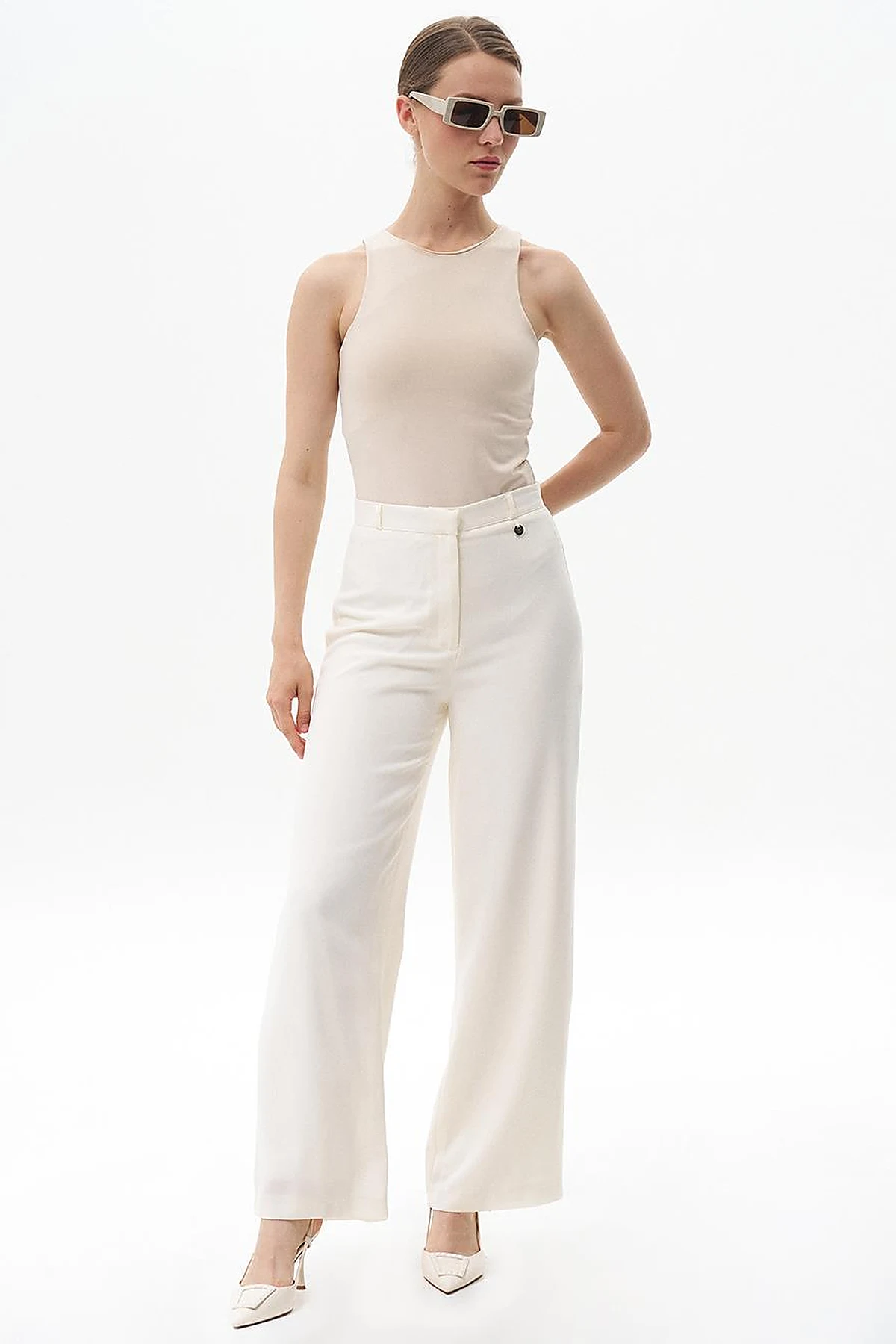 Basic Wide-Leg Crepe Pants Ecru