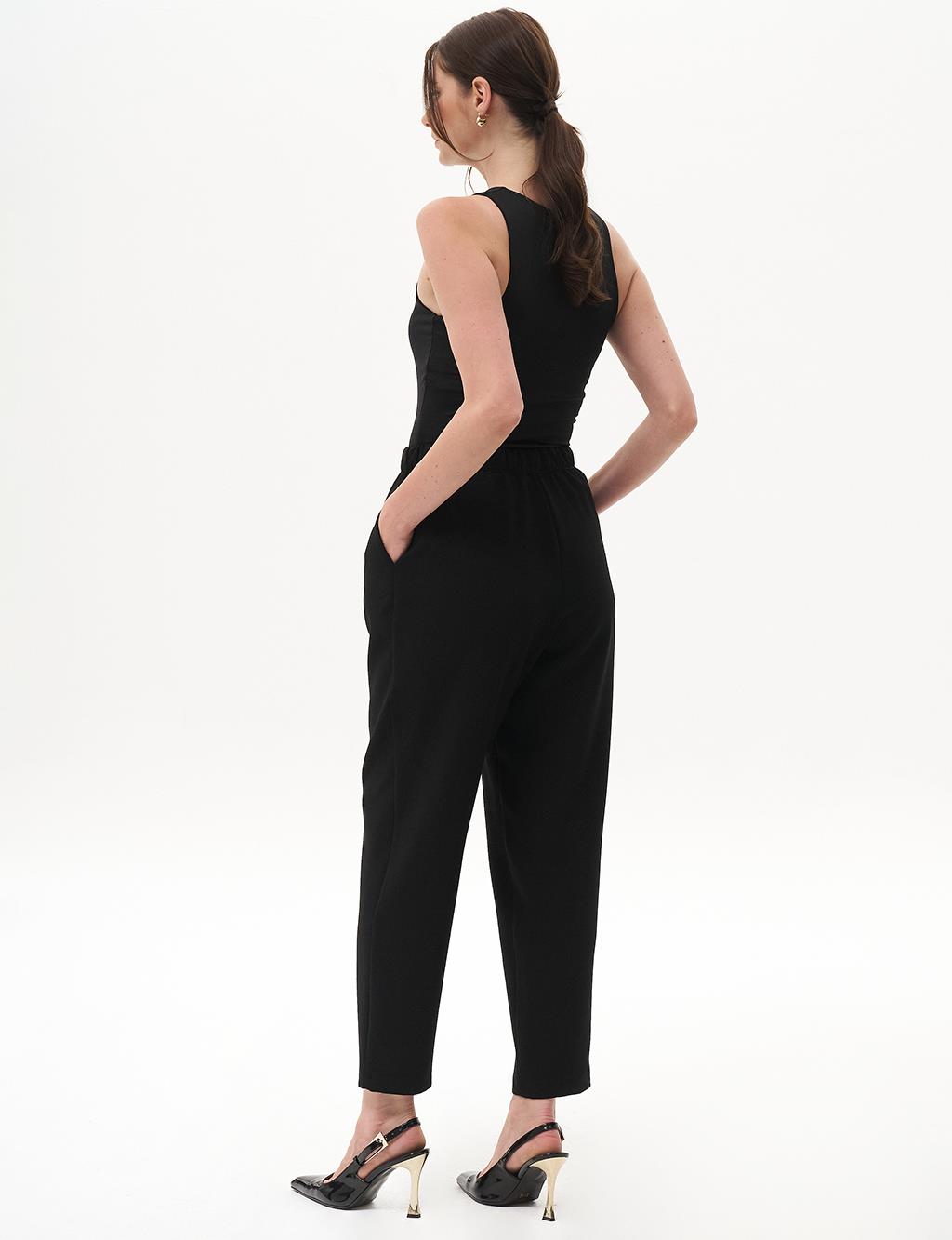 Elastic Waist Carrot Trousers Black