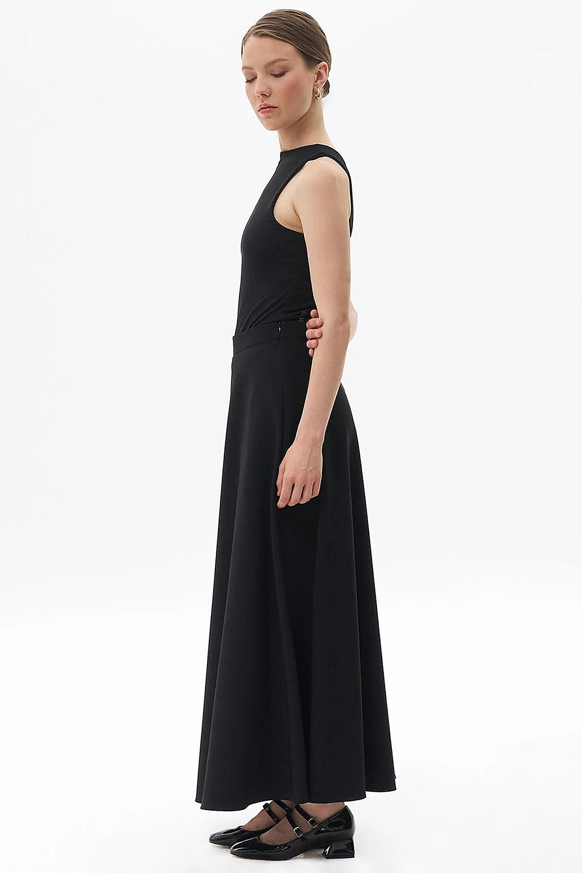 Basic Flared Skirt Black