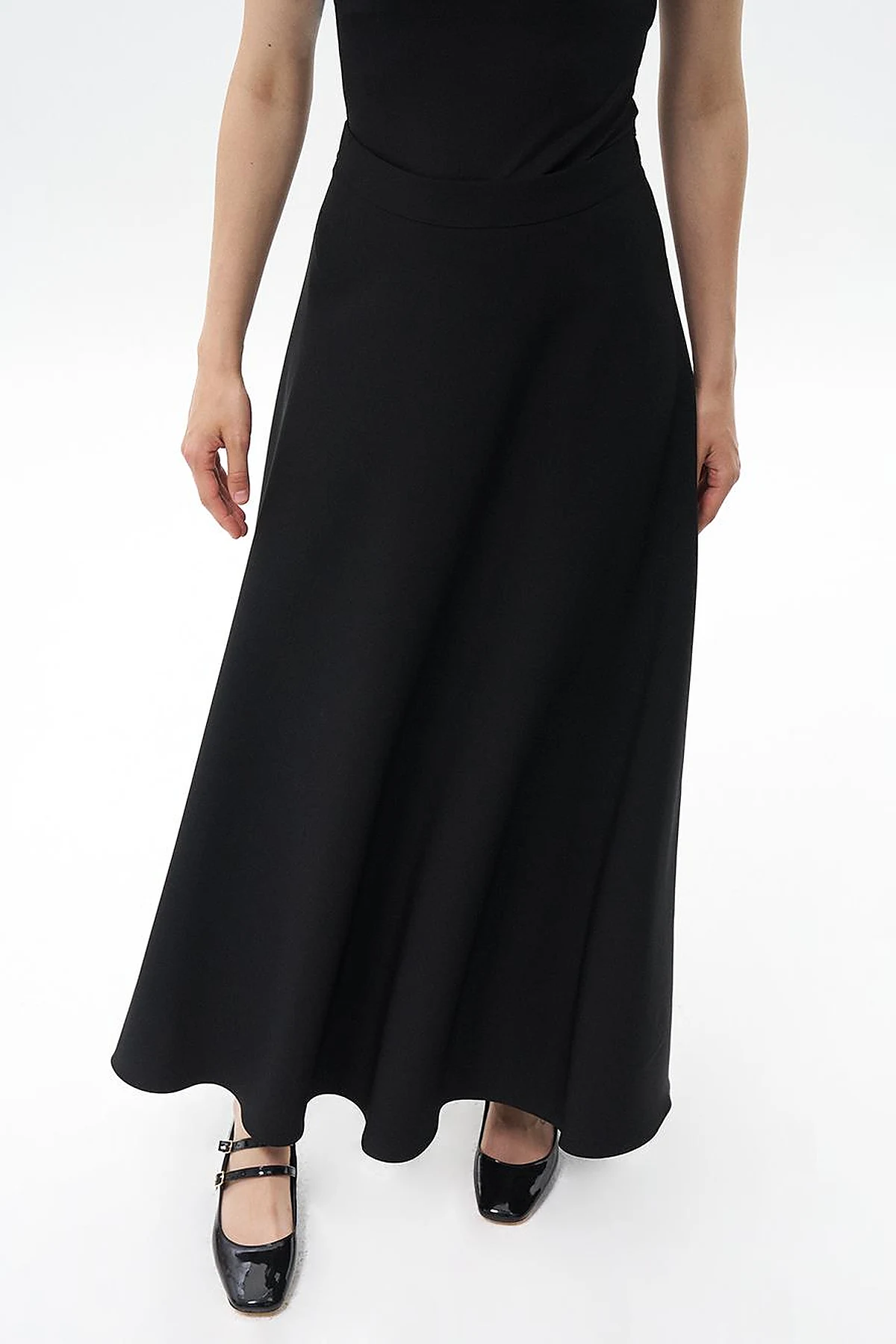 Basic Flared Skirt Black
