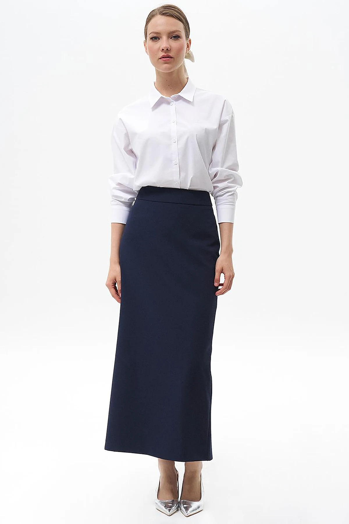 Skirt with Hidden Slit Detail Navy Blue