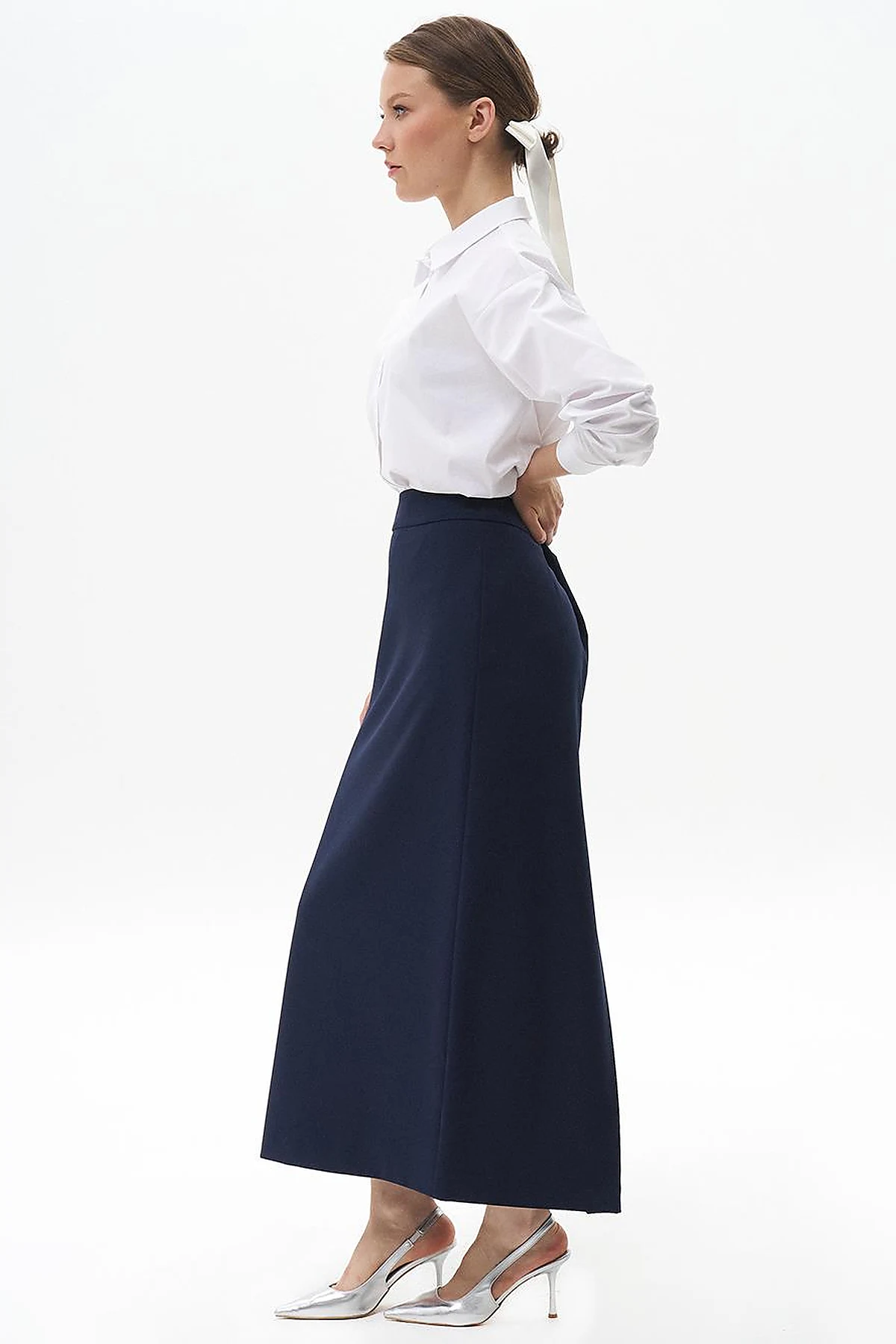 Skirt with Hidden Slit Detail Navy Blue