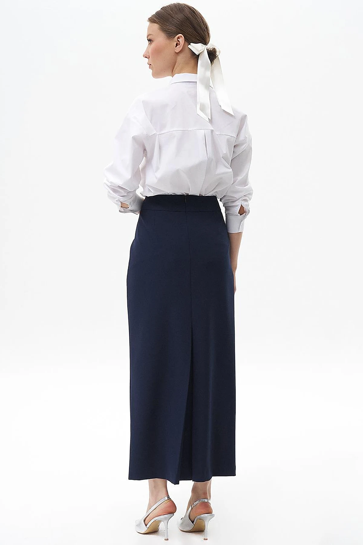 Skirt with Hidden Slit Detail Navy Blue