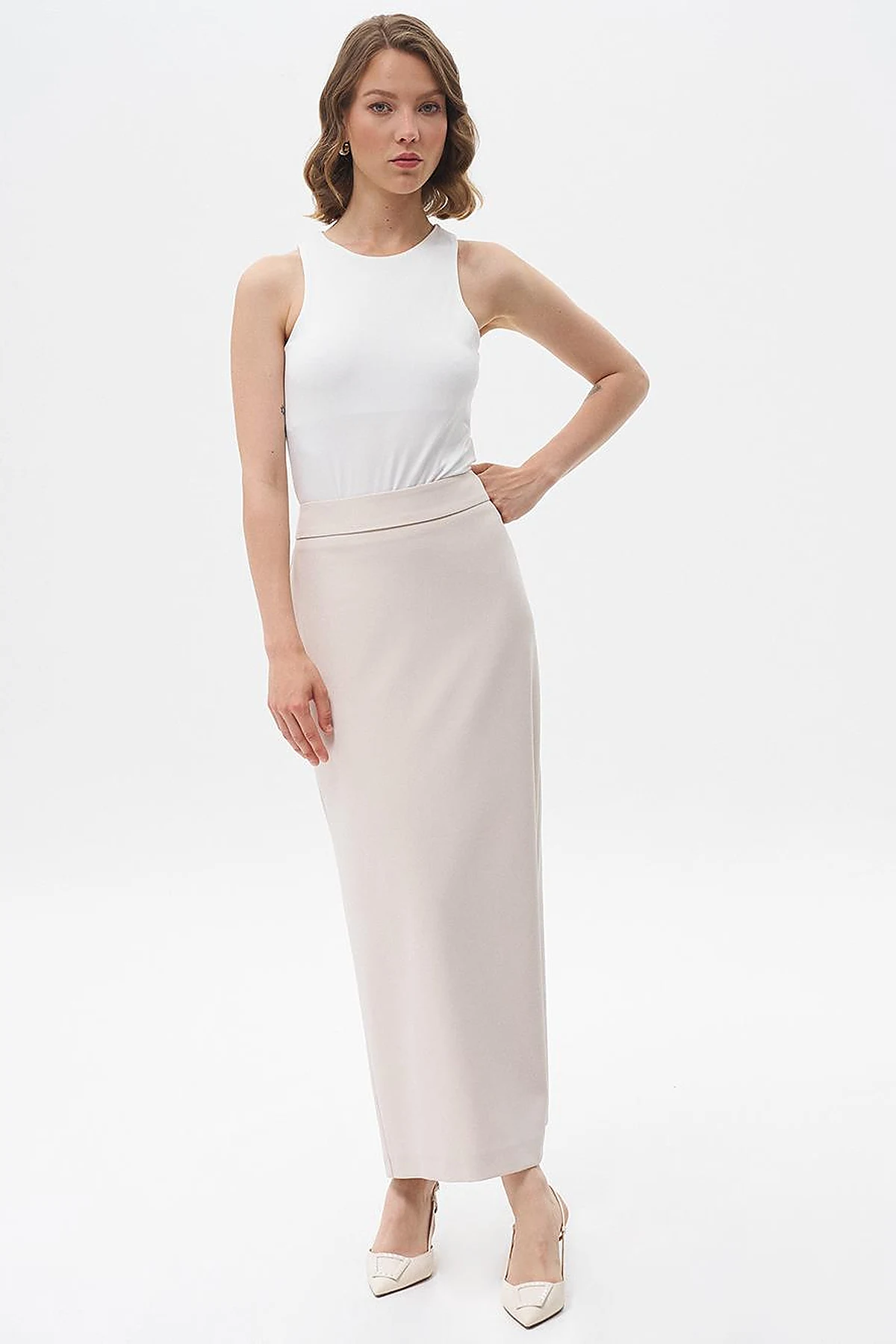 Skirt with Hidden Slit Detail Stone 