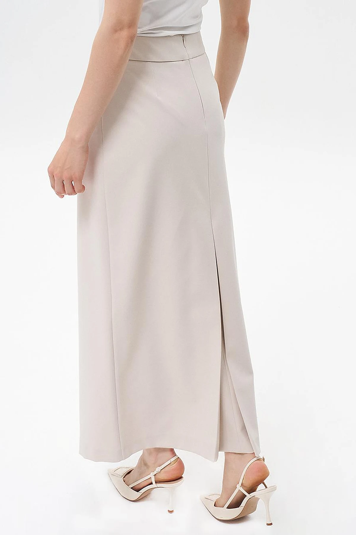 Skirt with Hidden Slit Detail Stone 