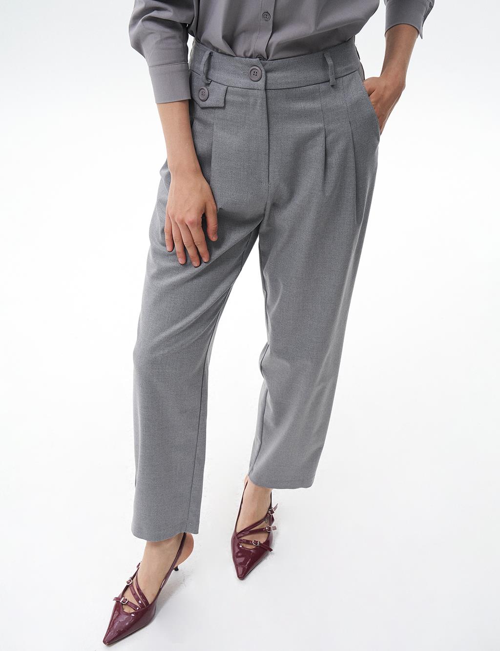 Pleated Accessory Detailed Trousers Gray