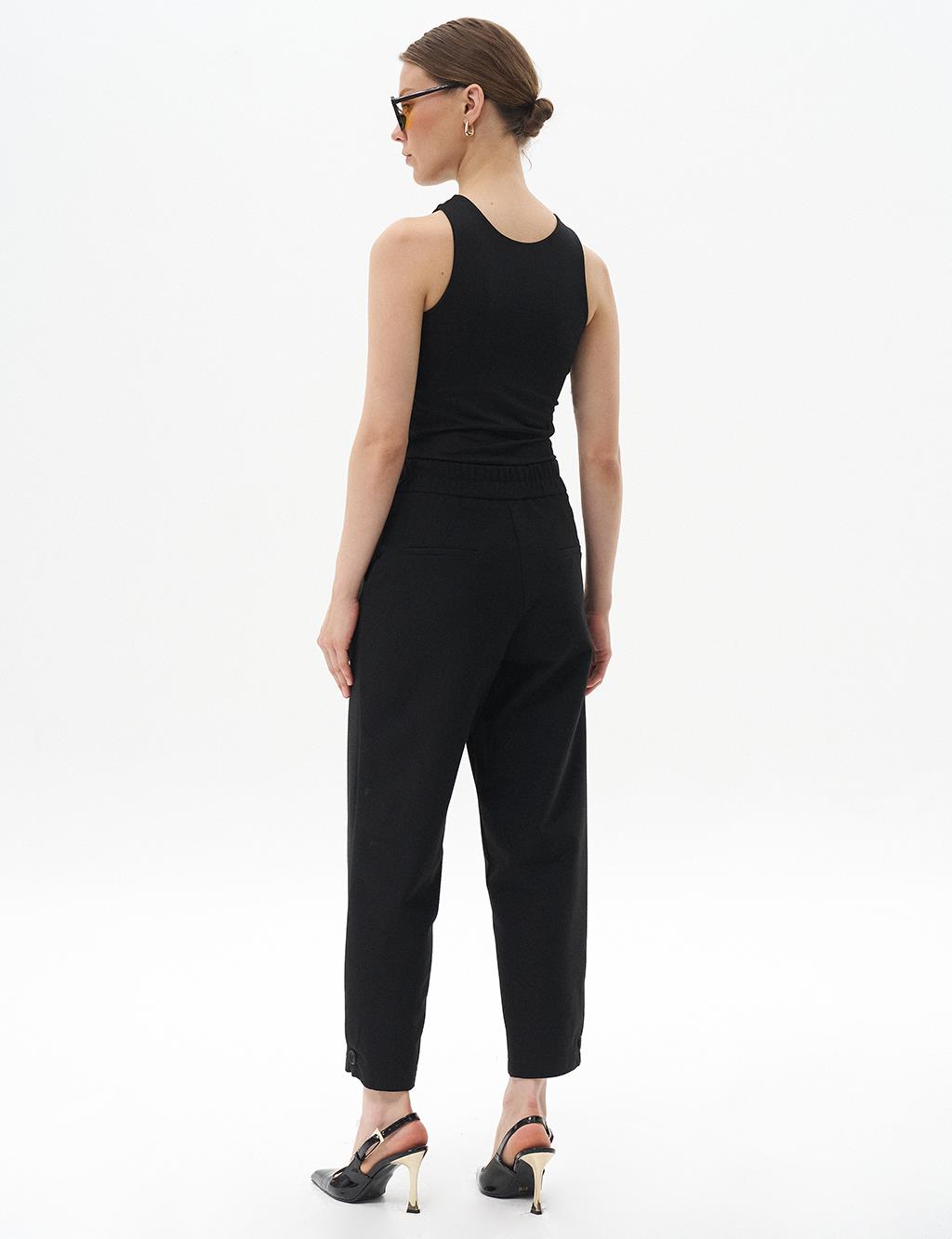 Pleated Accessory Detailed Trousers Black