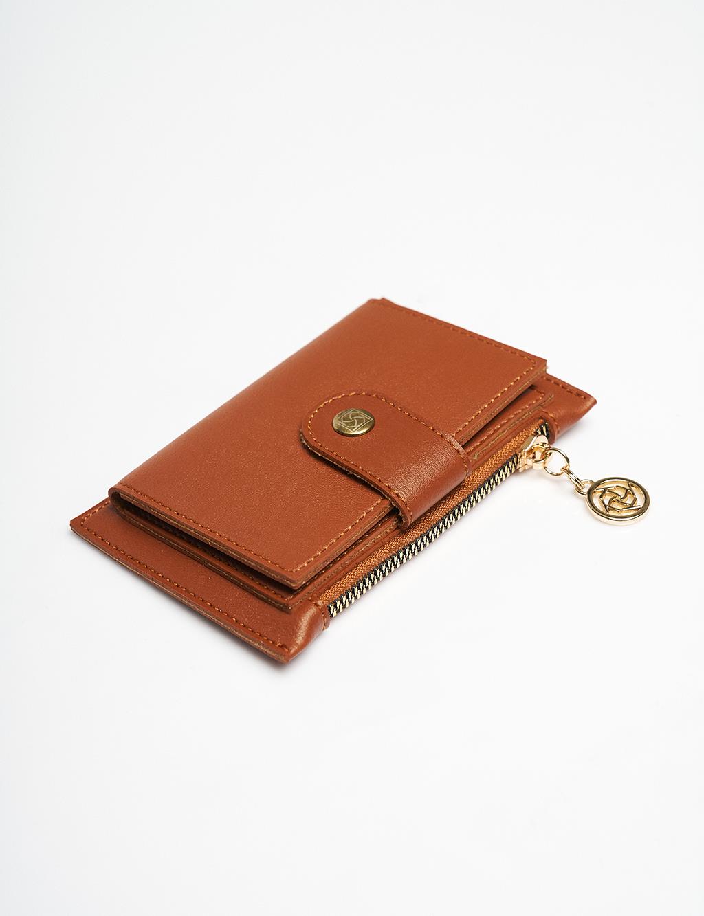 Zipper Detailed Rectangular Form Wallet Brown