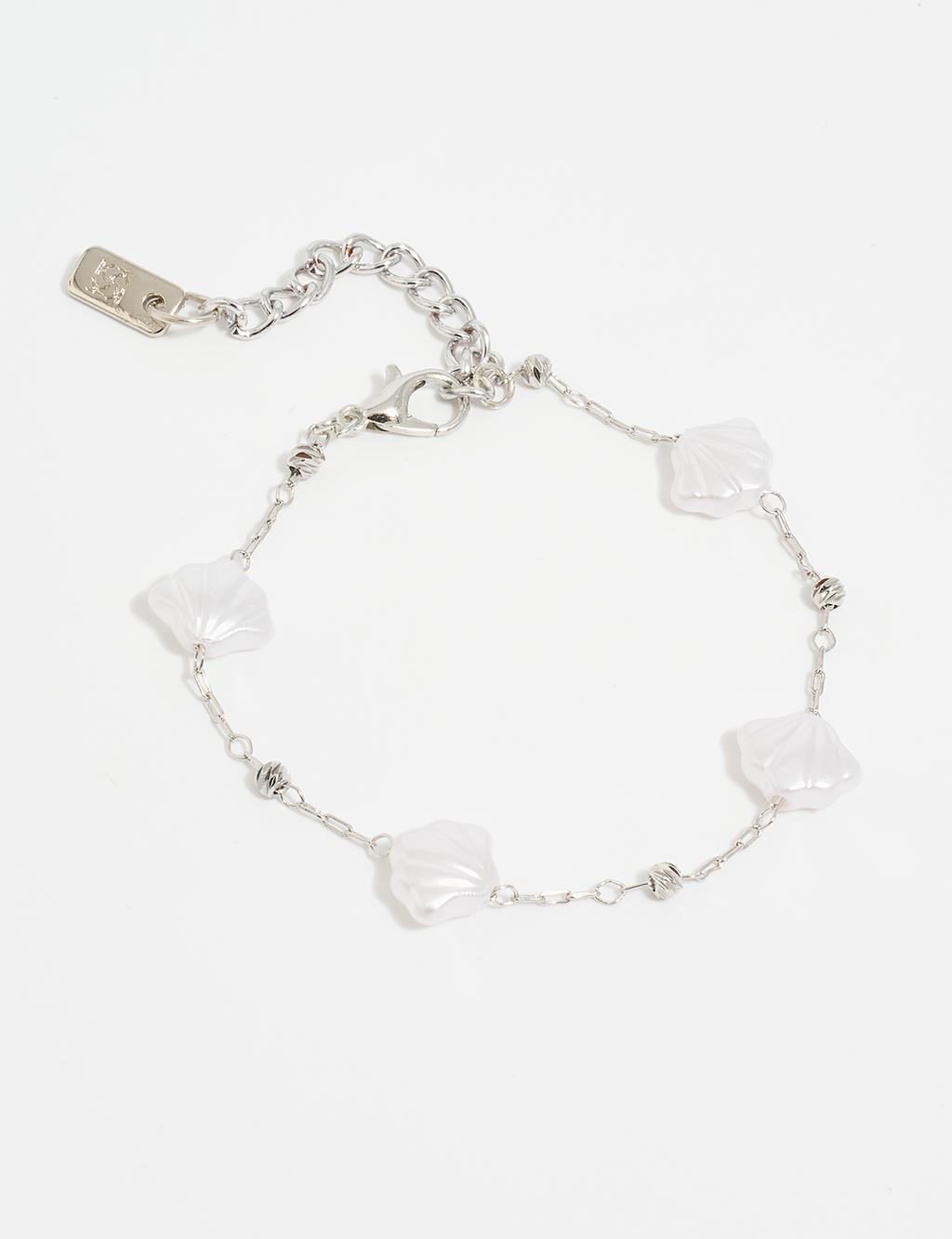 Oyster Shaped Bracelet Silver