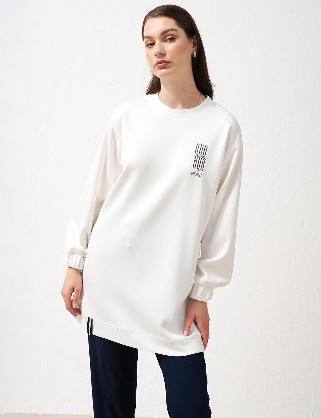 Slogan Detailed Crew Neck Sweatshirt Ecru