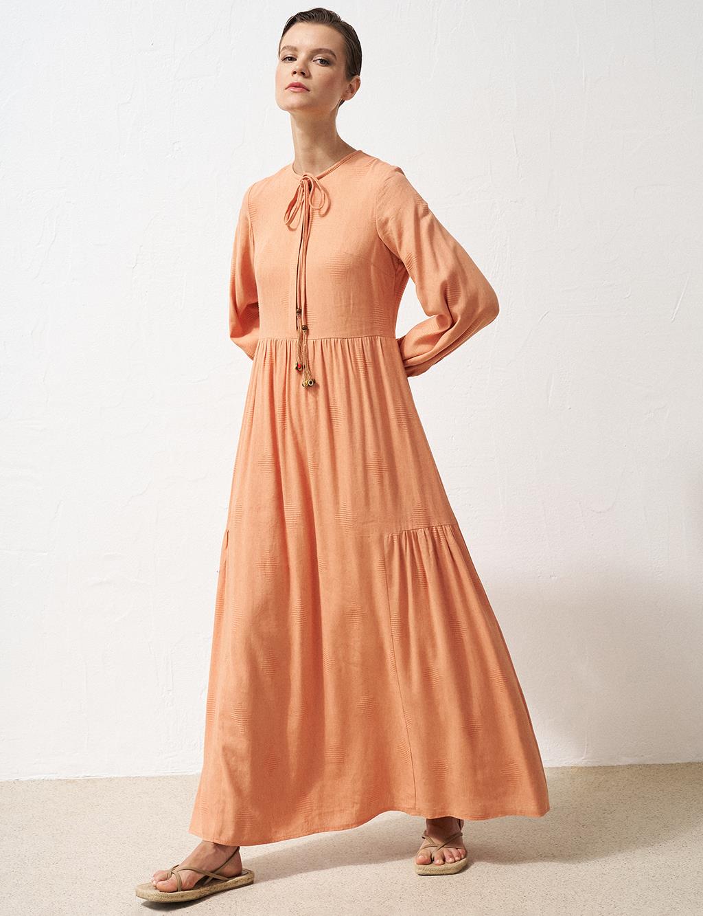 Half Pat Ruffled Dress Peach