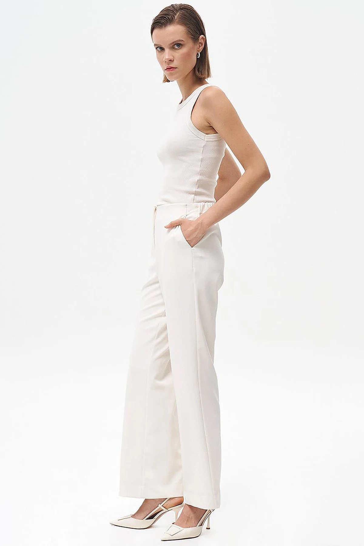 Beli Lastikli Basic Pantolon Ekru