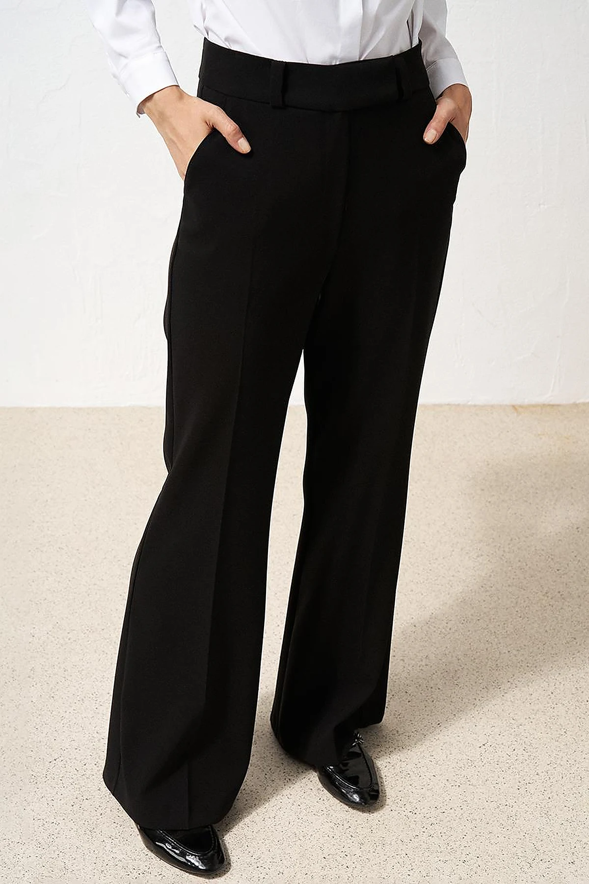 Waist Detail Flare Fit Pants Black