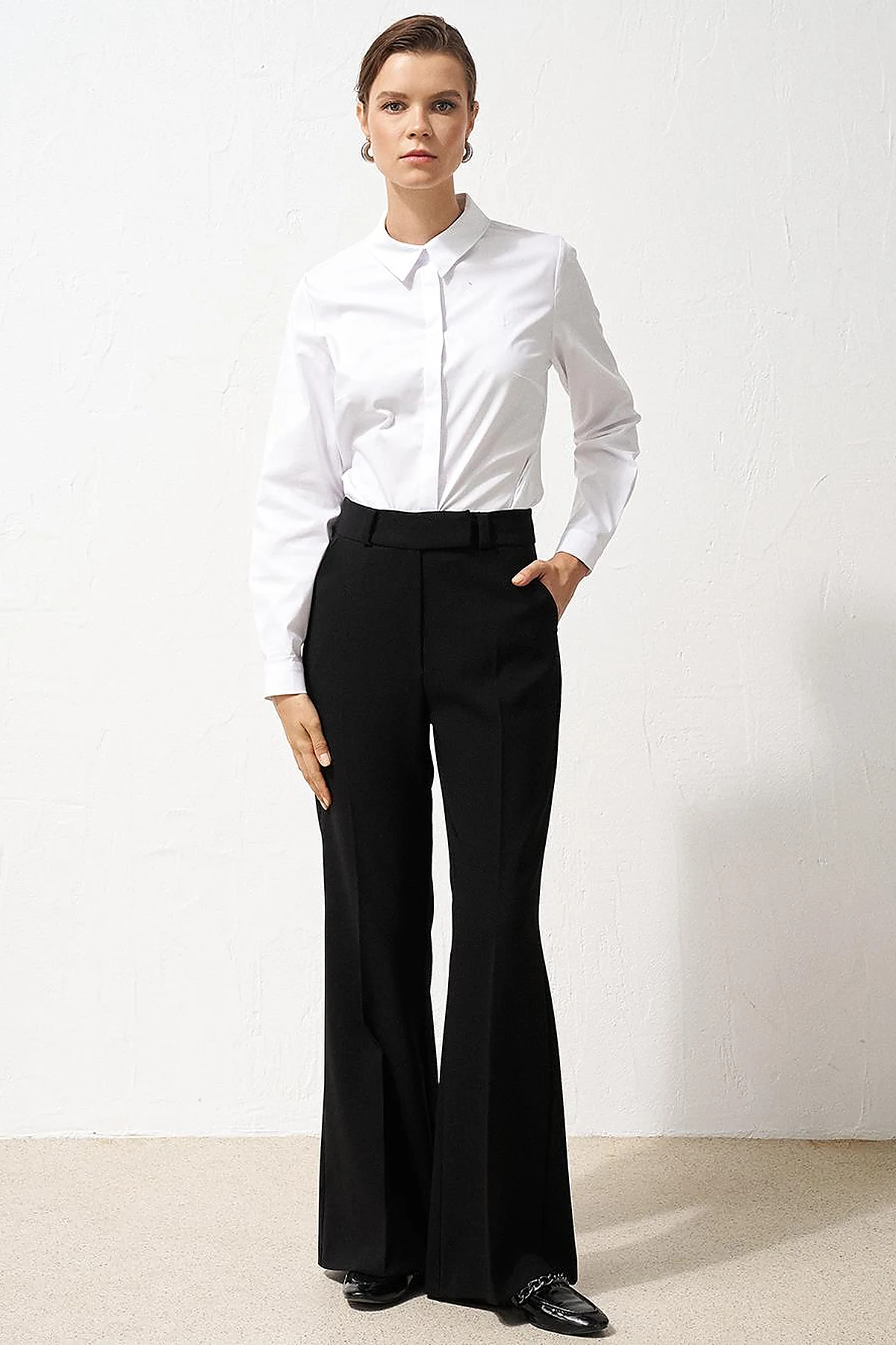 Waist Detail Flare Fit Pants Black